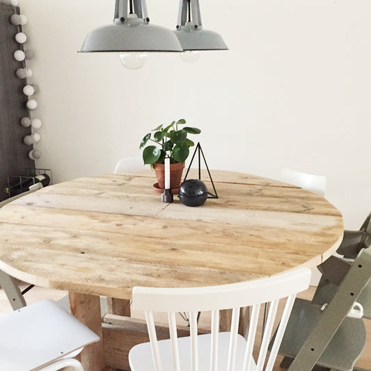 Ook een ronde tafel zelf maken? Lees het blog!