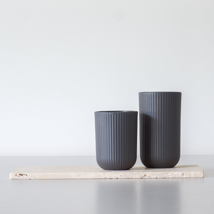 Archive Studio Koffiemok rib donkergrijs 150 ml